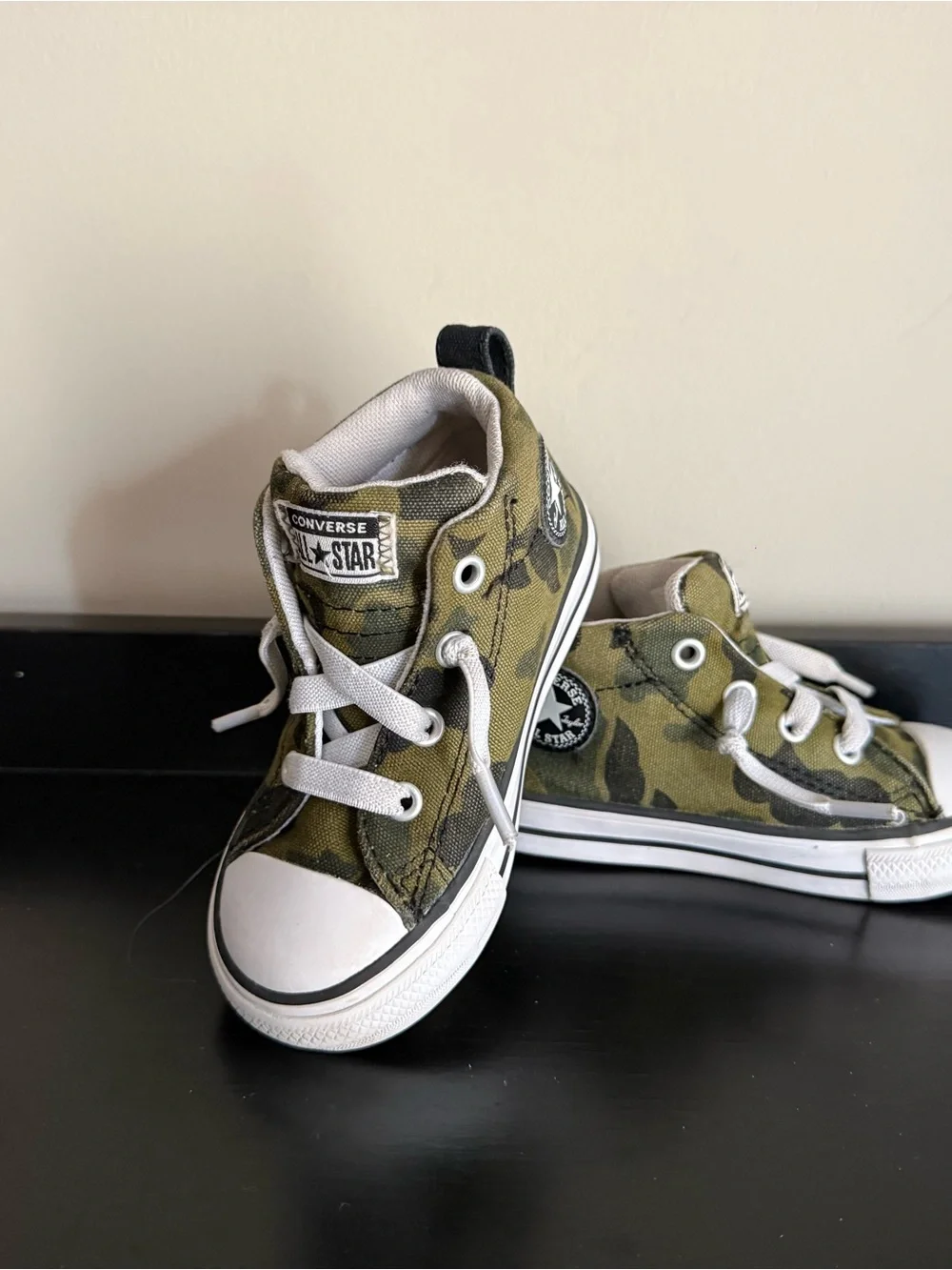 Converse All Star Toddler Camo High Top Sneakers Size 5 Army Green